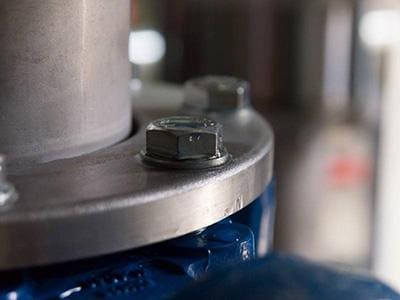 Orbital welding: open or closed weld head? Which one to choose?
